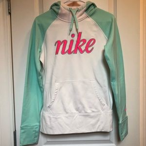 Nike Therma-Fit Hoodie